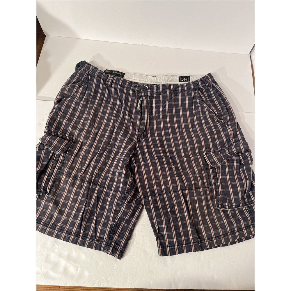 US Vintage brand Men’s plaid cargo shorts Size 36 Red White Blue